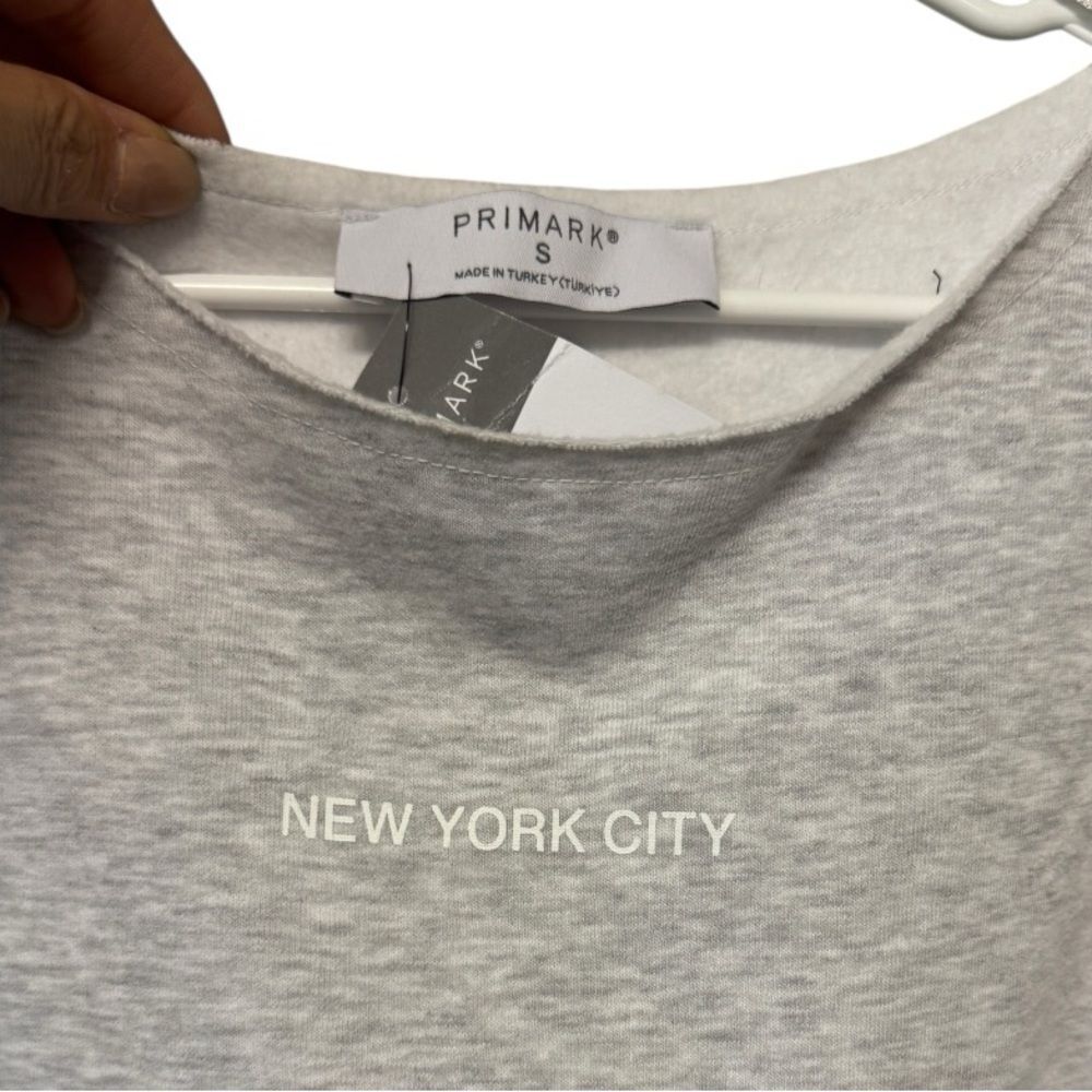 Primark Gray 'New York City Brooklyn' Cropped Sweatshirt - Picture 6 of 7
